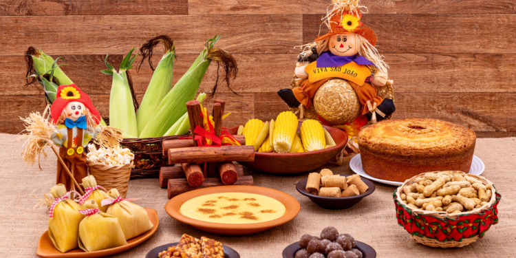 Comidas típicas de Festa Junina: canjica, bolo de milho, paçoca e outras delícias